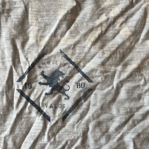 Beautiful and stylish Express men M T-shirt - Picture 3 of 8